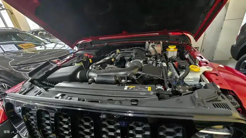 Gladiator 2022 3.6L First Edition — миниатюра 10