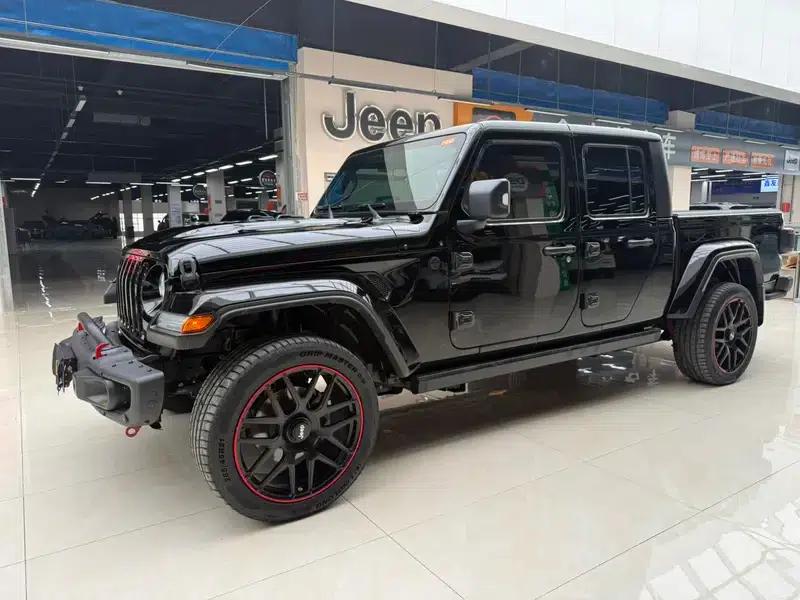 Gladiator 2022 3.6L First Edition — миниатюра 1