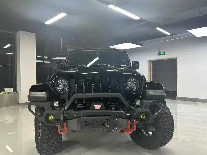Gladiator 2022 3.6L First Edition — миниатюра 2