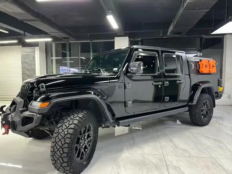 Gladiator 2022 3.6L First Edition — миниатюра 5