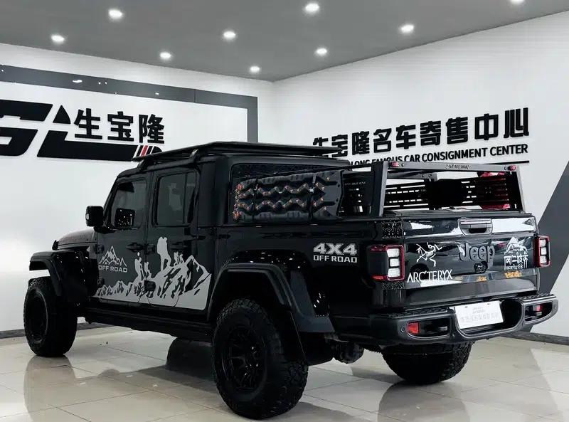 Gladiator 2022 3.6L First Edition — миниатюра 4
