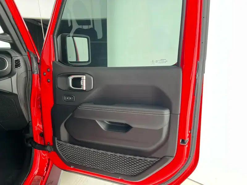 Gladiator 2022 3.6L First Edition — миниатюра 14
