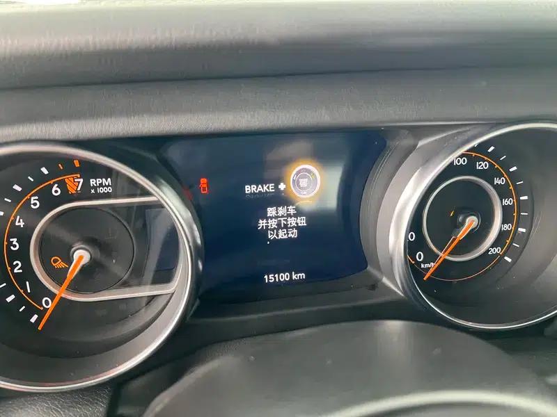 Gladiator 2022 3.6L First Edition — миниатюра 18
