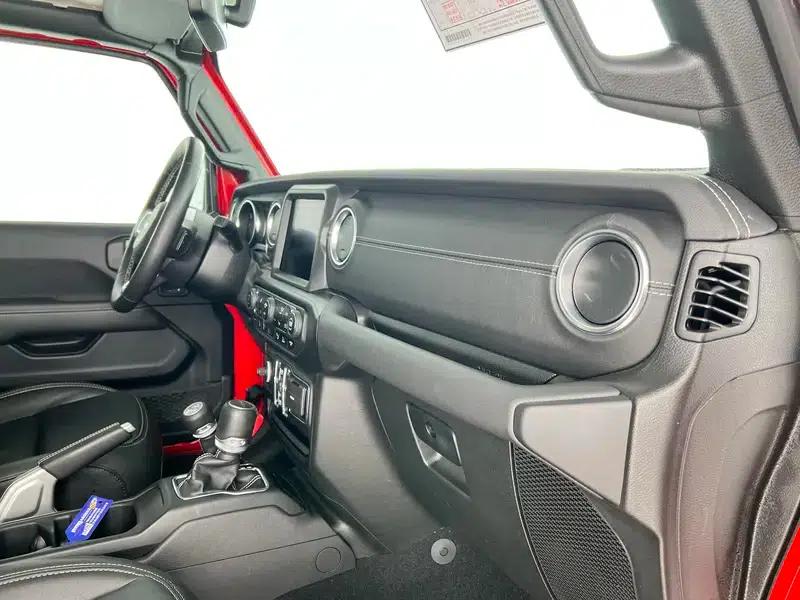 Gladiator 2022 3.6L First Edition — миниатюра 21