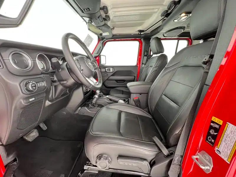 Gladiator 2022 3.6L First Edition — миниатюра 25