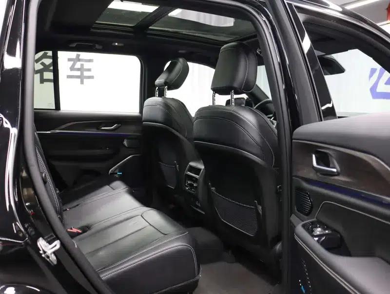 2023 Jeep Grand Cherokee 4xe (Imported) 2.0T Peak Edition — миниатюра 32