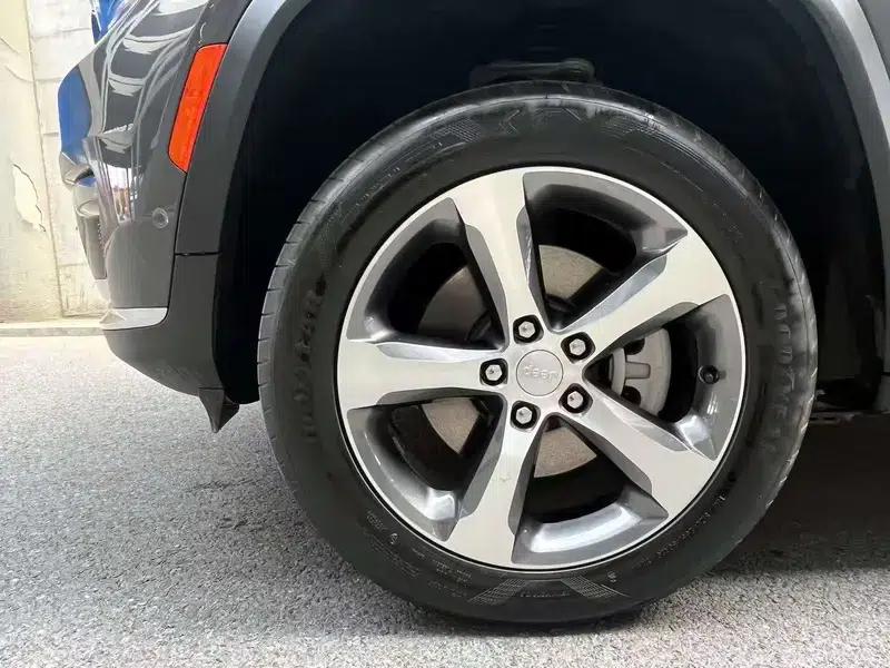 2024 Jeep Grand Cherokee 4xe (Imported) 2.0T Peak Edition — миниатюра 7