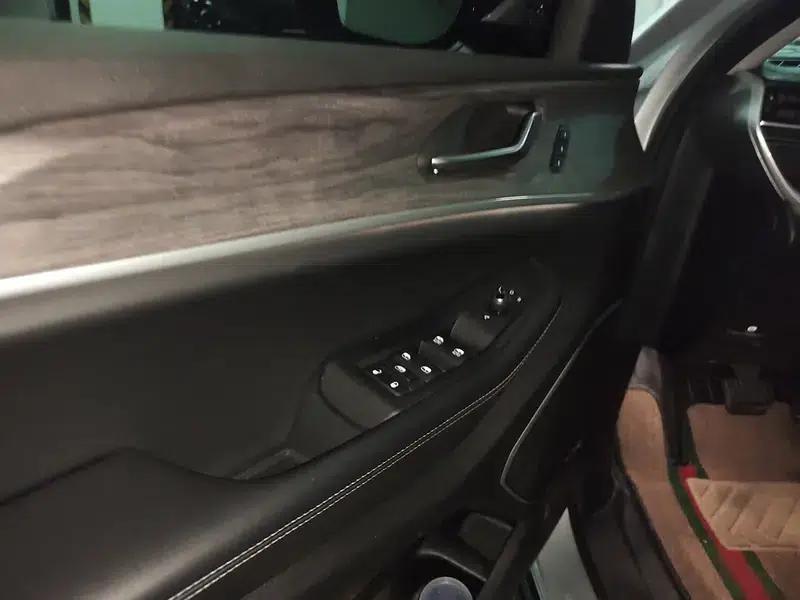 2024 Jeep Grand Cherokee 4xe (Imported) 2.0T Peak Edition — миниатюра 15