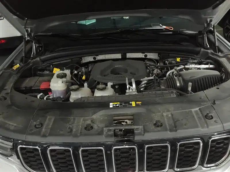 2024 Jeep Grand Cherokee 4xe (Imported) 2.0T Peak Edition — миниатюра 19