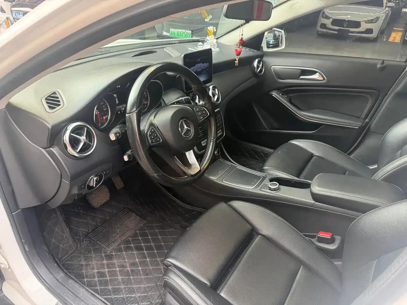 2018 Mercedes-Benz GLA 200 Dynamic — миниатюра 8