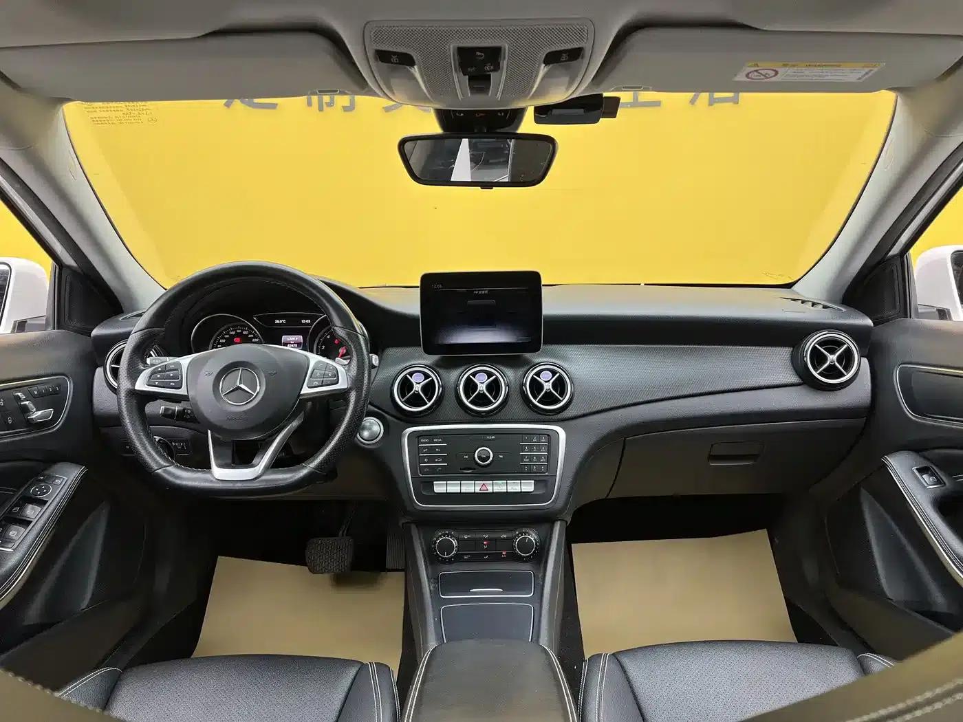 2019 Mercedes-Benz GLA 200 Dynamic — миниатюра 11