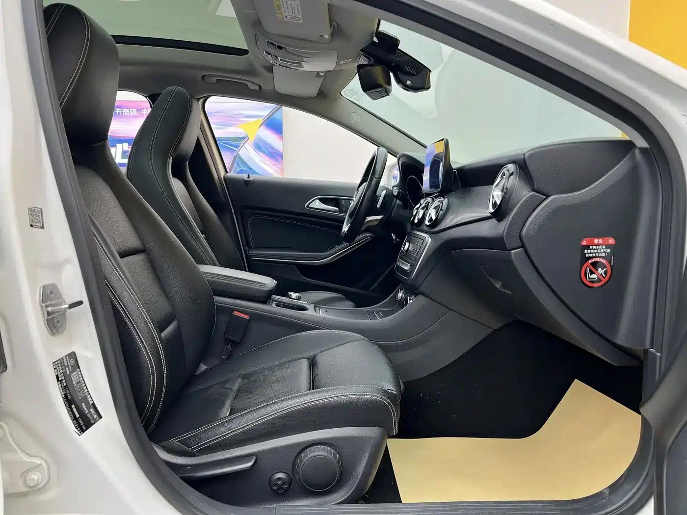 2019 Mercedes-Benz GLA 200 Dynamic — миниатюра 23