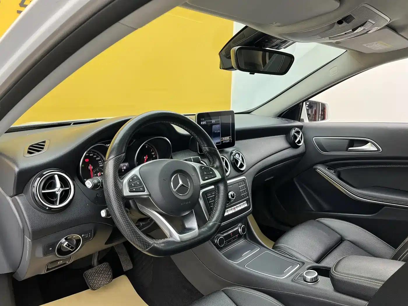 2019 Mercedes-Benz GLA 200 Dynamic — миниатюра 4