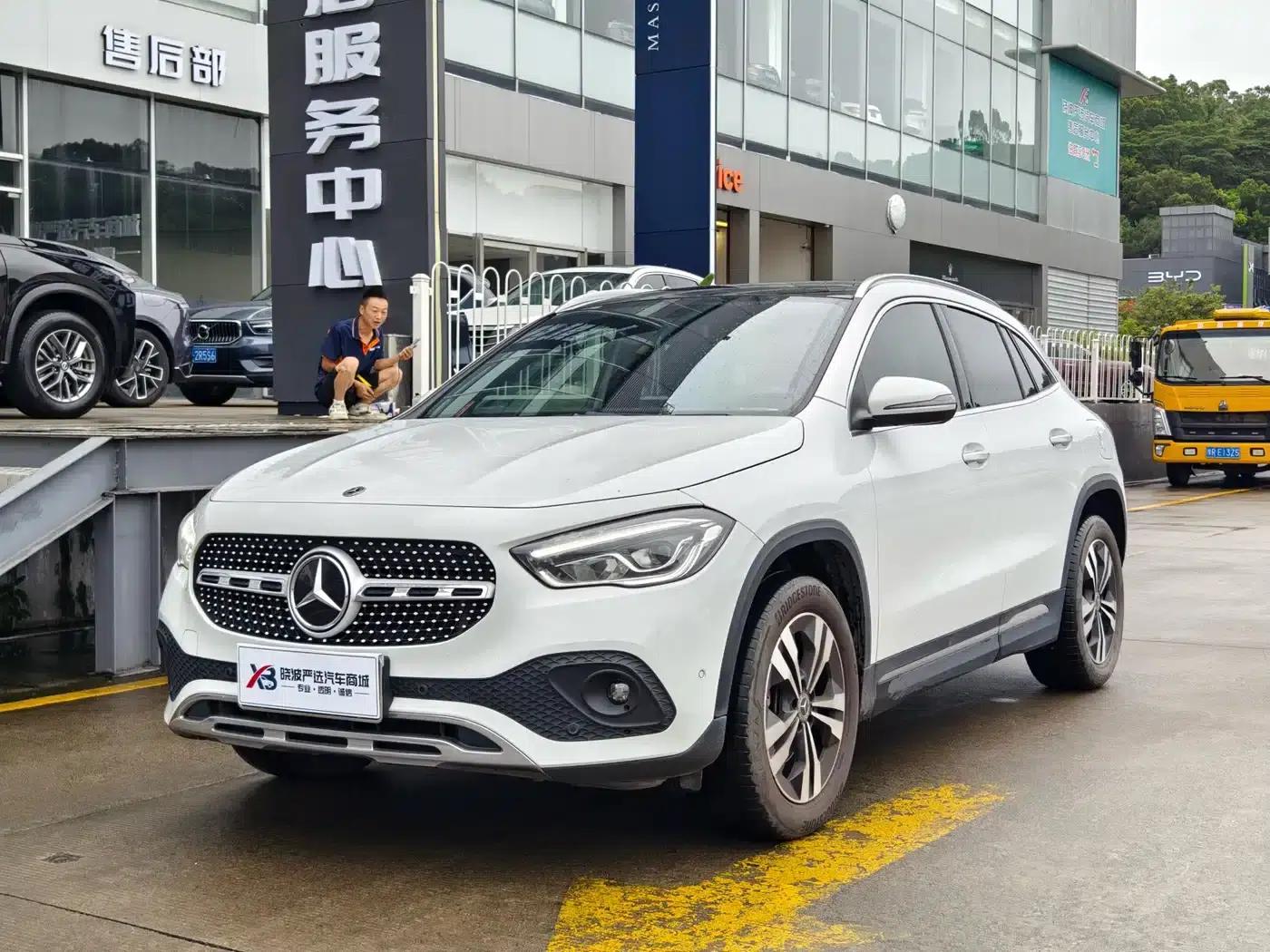 2020 Mercedes-Benz GLA 200 — миниатюра 1
