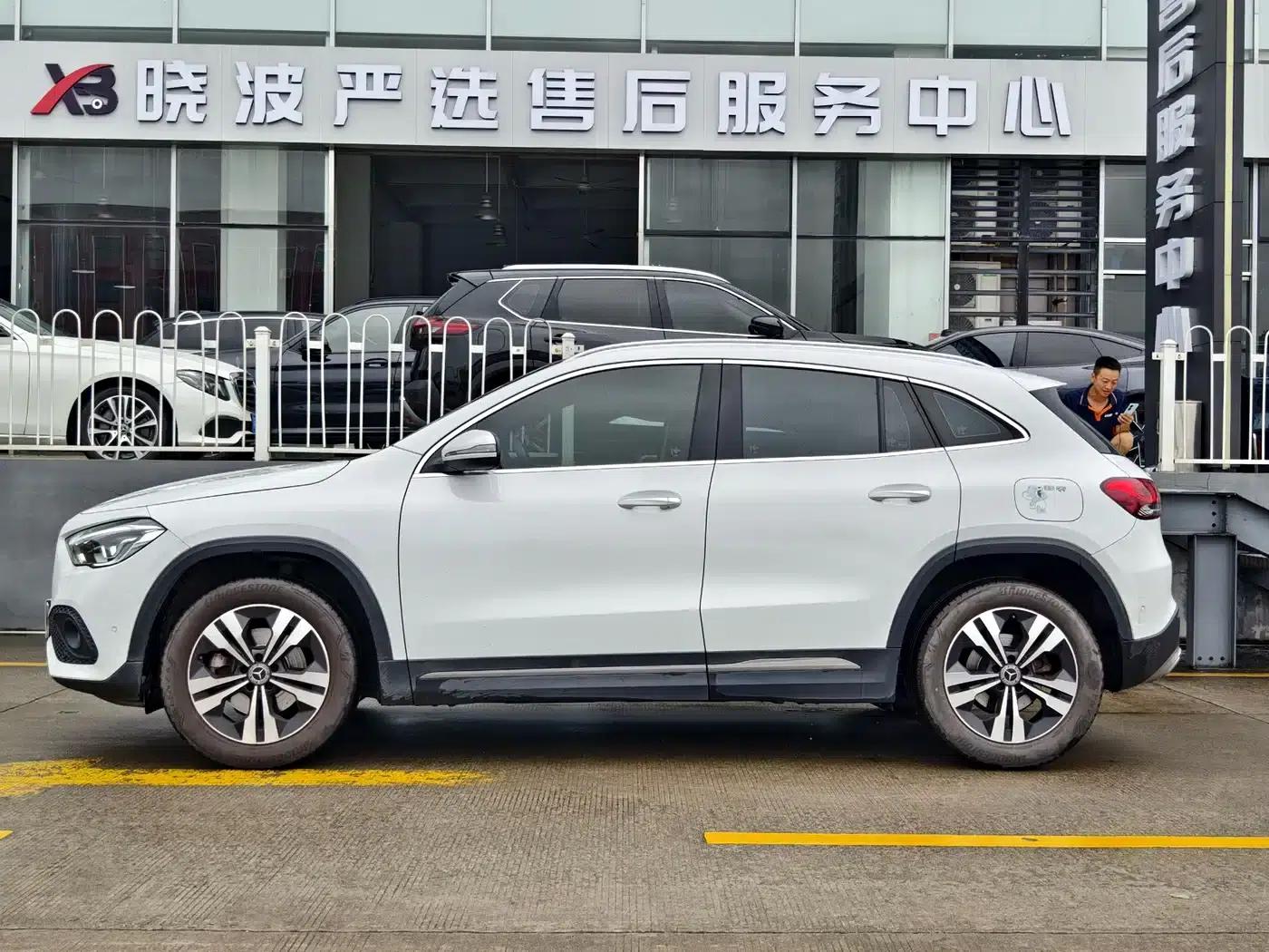 2020 Mercedes-Benz GLA 200 — миниатюра 3