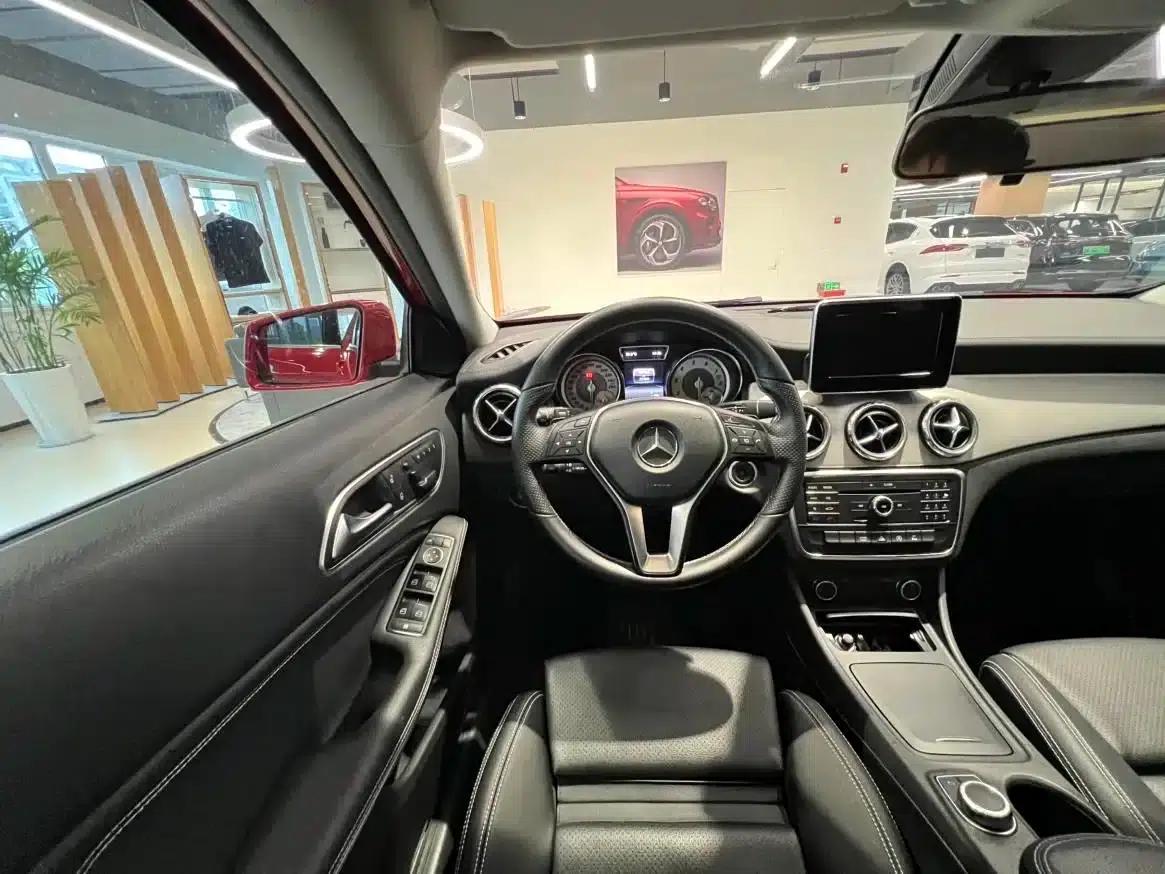 2016 Mercedes-Benz GLA 200 Fashion Edition — миниатюра 13