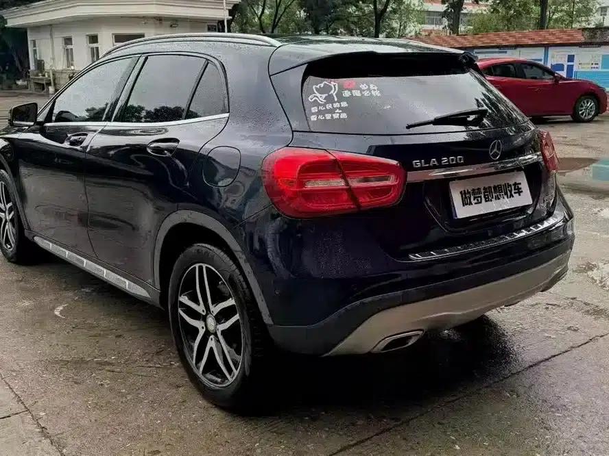 2016 Mercedes-Benz GLA 200 Fashion Edition — миниатюра 3