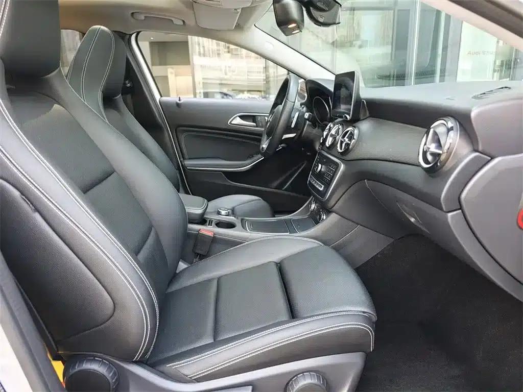 2019 Mercedes-Benz GLA 200 Dynamic — миниатюра 12