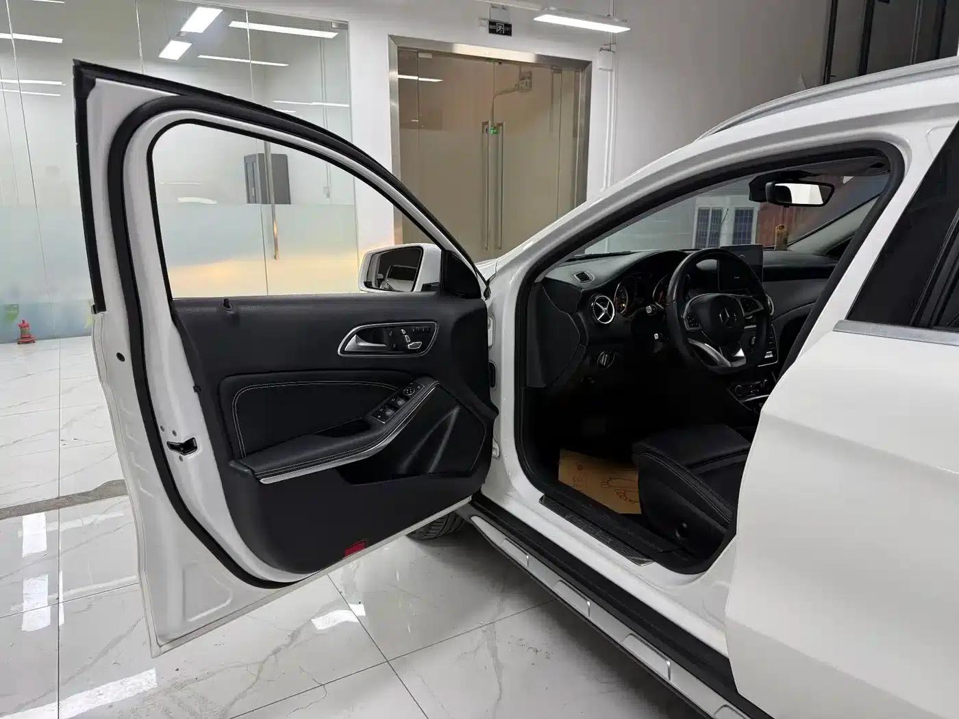 2019 Mercedes-Benz GLA 200 Dynamic — миниатюра 8