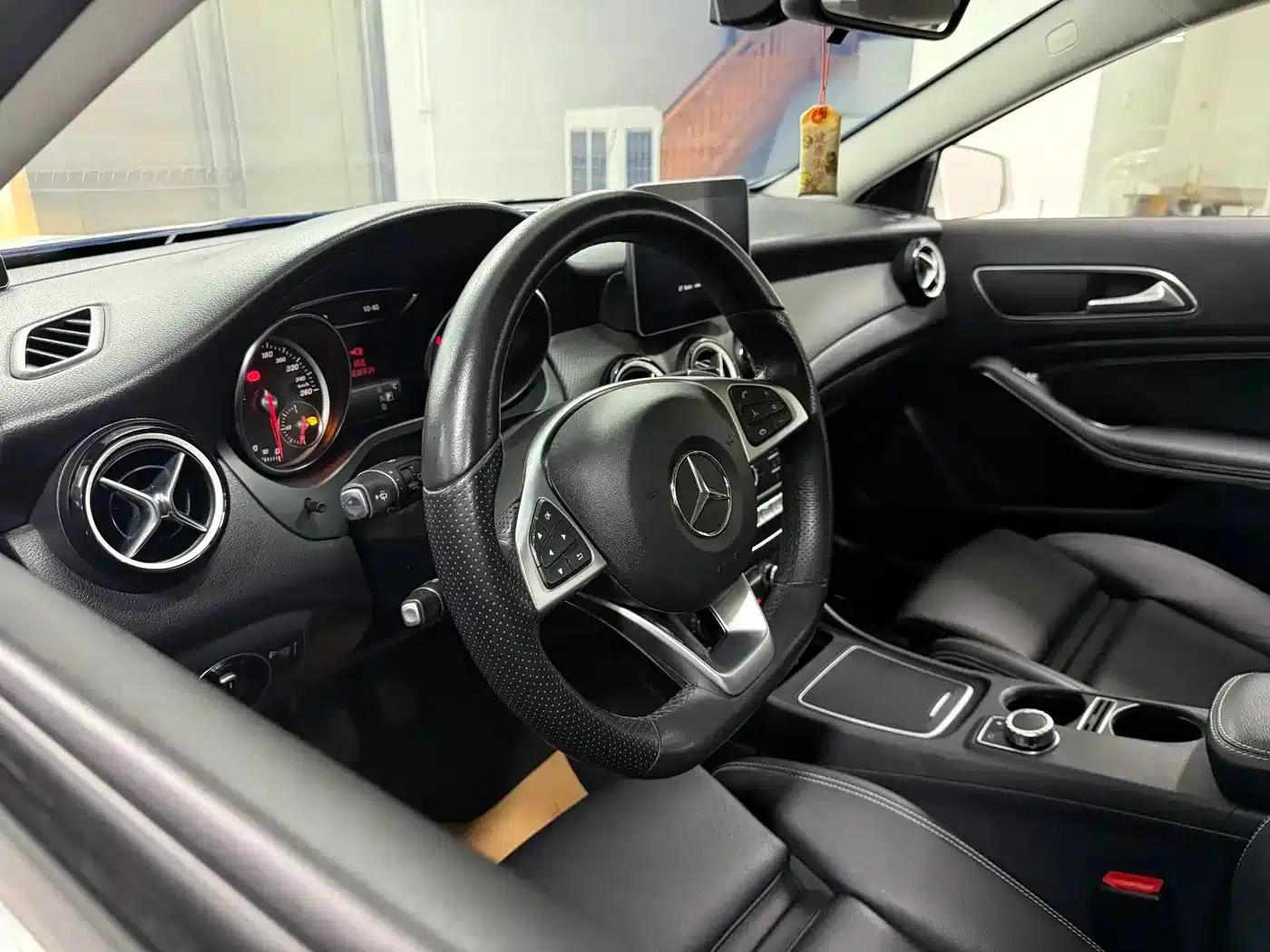 2019 Mercedes-Benz GLA 200 Dynamic — миниатюра 9