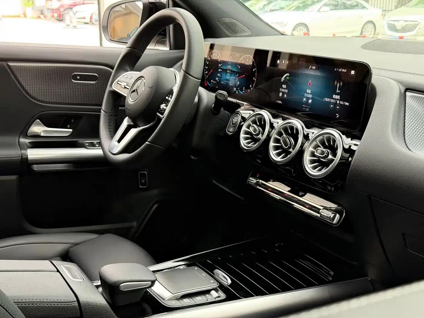 2022 Mercedes-Benz GLA 220 4MATIC — миниатюра 17