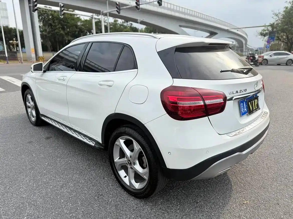 2017 Mercedes-Benz GLA 200 Dynamic — миниатюра 7