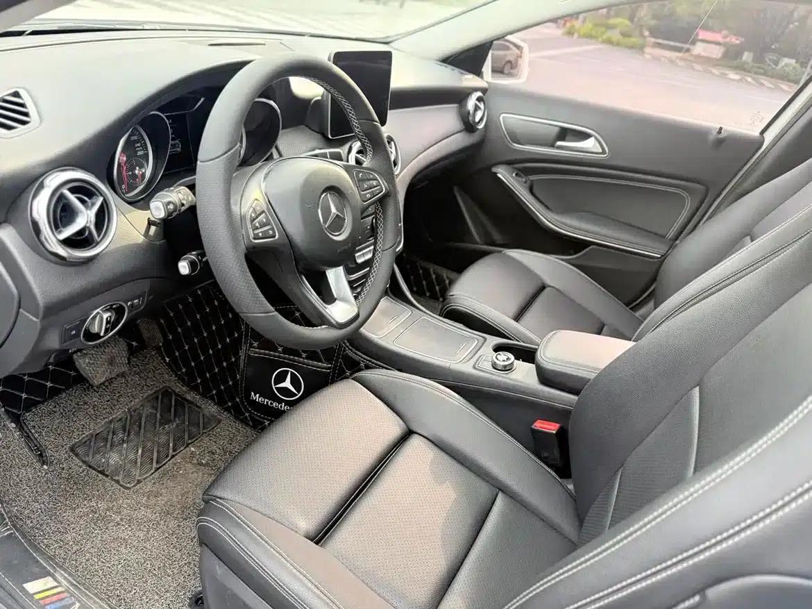 2017 Mercedes-Benz GLA 200 Dynamic — миниатюра 8