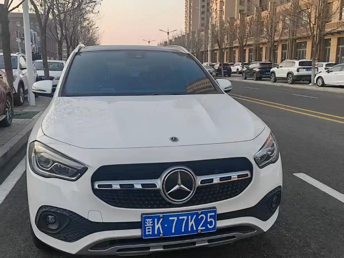 2022 Mercedes-Benz GLA 220 — миниатюра 2