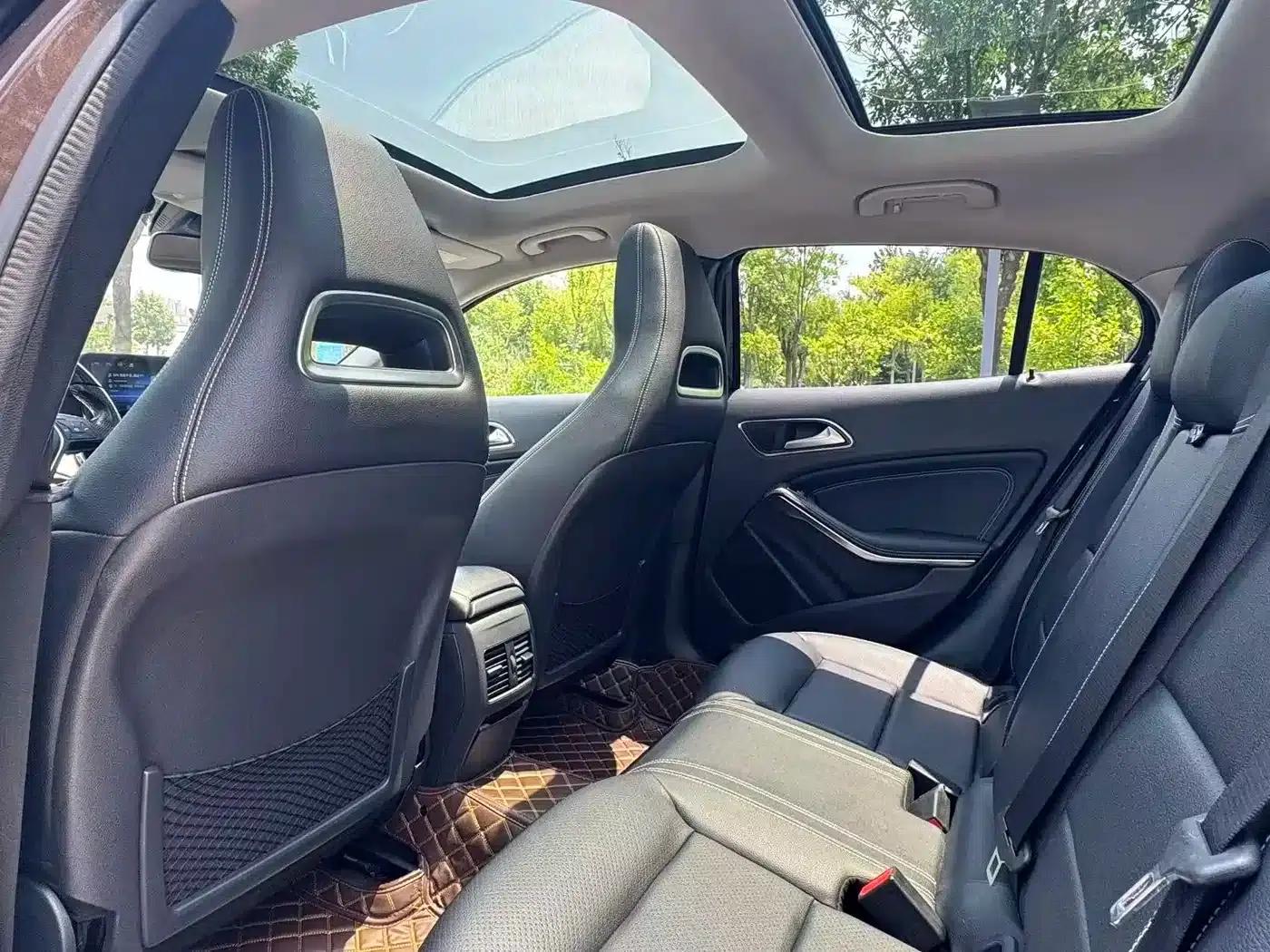 2015 Mercedes-Benz GLA 200 Dynamic — миниатюра 4