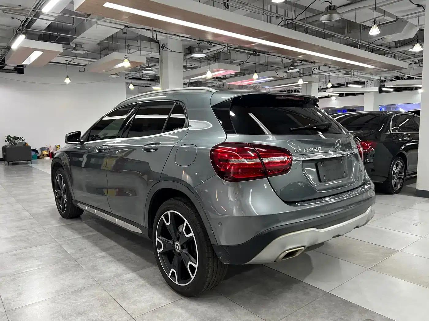 2017 Mercedes-Benz GLA 220 4MATIC Fashion Edition — миниатюра 5