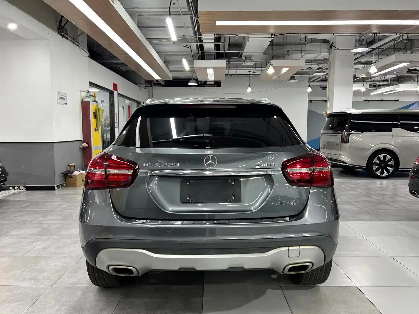 2017 Mercedes-Benz GLA 220 4MATIC Fashion Edition — миниатюра 6