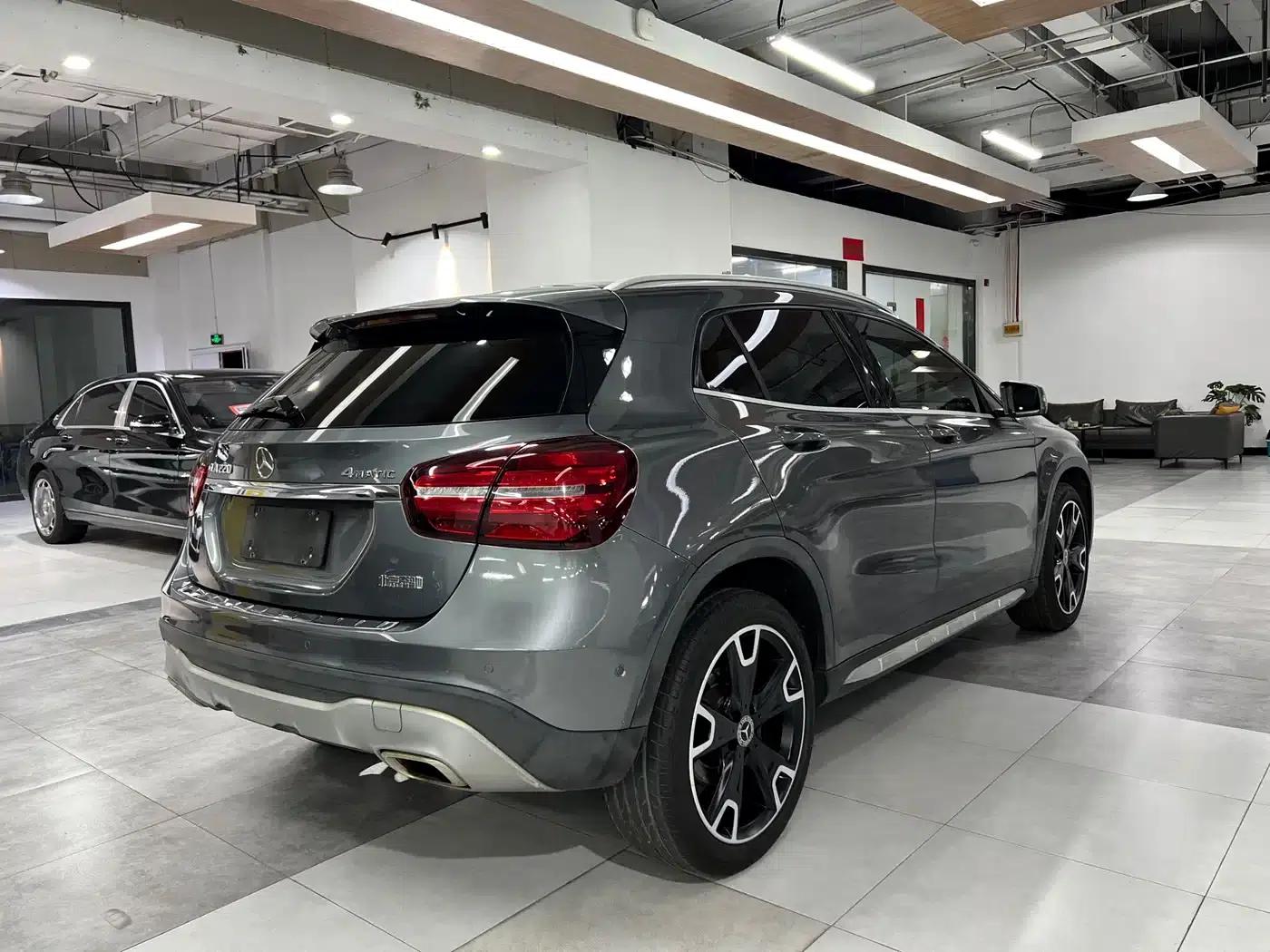 2017 Mercedes-Benz GLA 220 4MATIC Fashion Edition — миниатюра 7