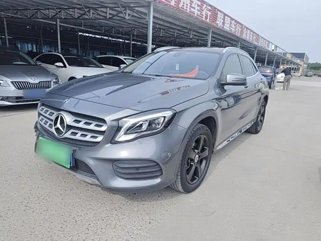 2019 Mercedes-Benz GLA 200 Fashion Edition — миниатюра 1