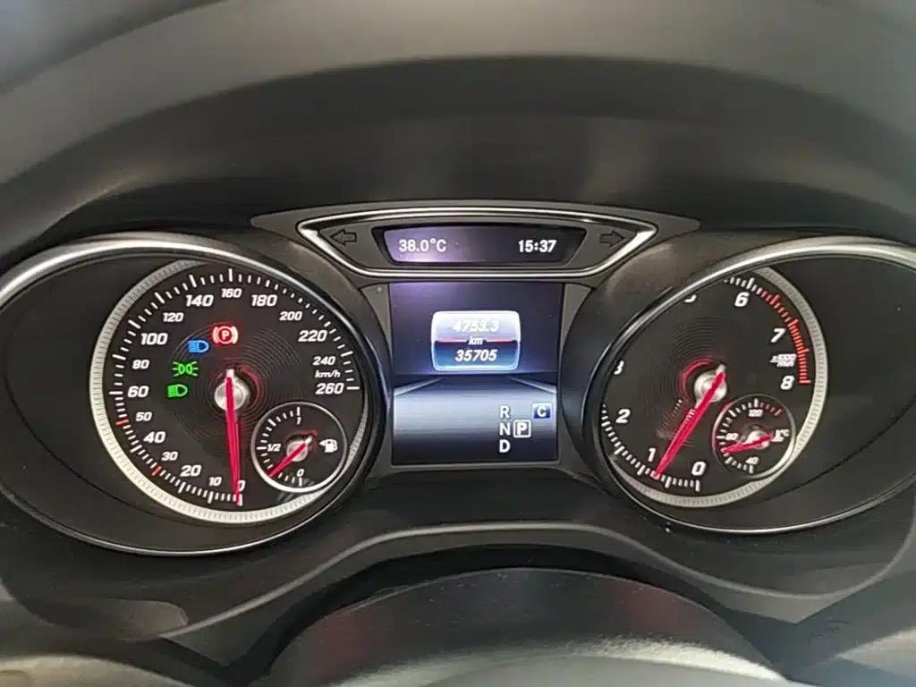 2019 Mercedes-Benz GLA 200 Fashion Edition — миниатюра 12