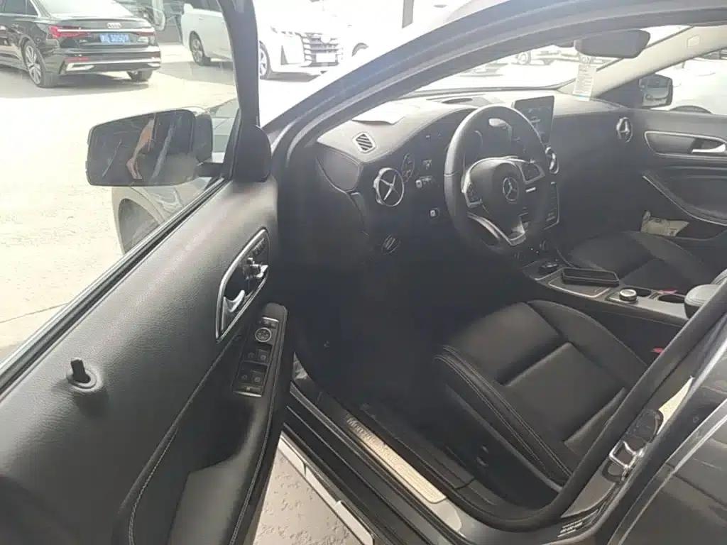 2019 Mercedes-Benz GLA 200 Fashion Edition — миниатюра 16