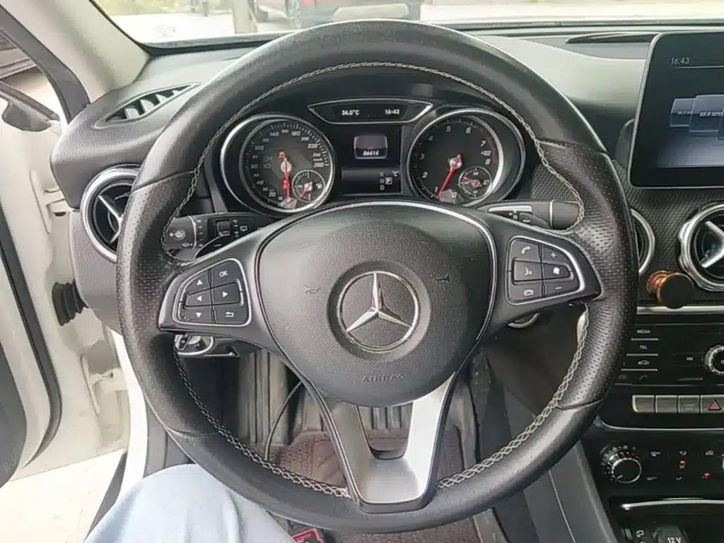 2018 Mercedes-Benz GLA 200 Dynamic — миниатюра 11
