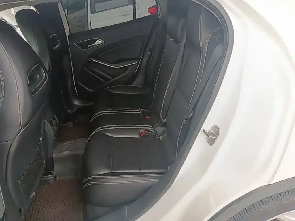2018 Mercedes-Benz GLA 200 Dynamic — миниатюра 17