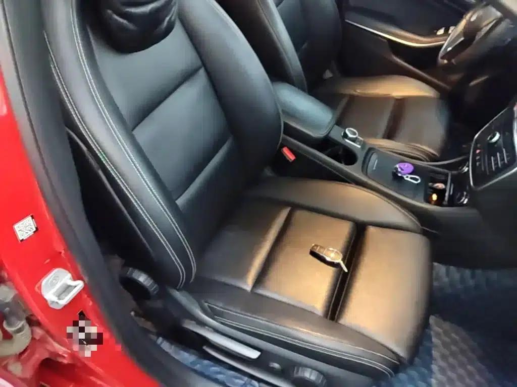 2016 Mercedes-Benz GLA 200 Dynamic — миниатюра 25