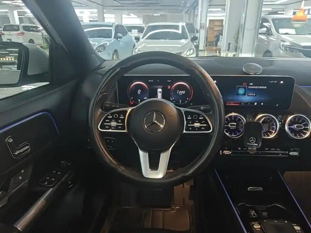 2020 Mercedes-Benz GLA 200 — миниатюра 11
