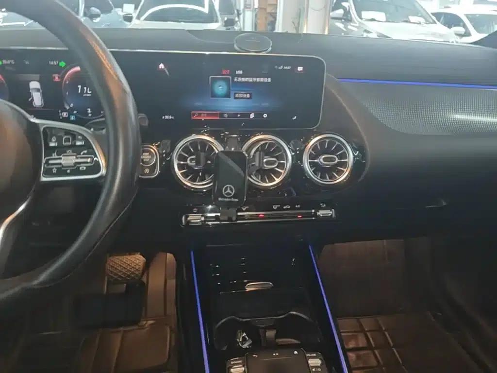 2020 Mercedes-Benz GLA 200 — миниатюра 13