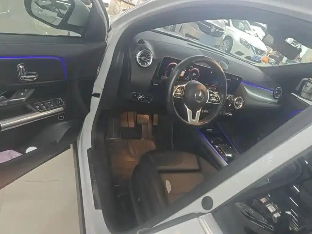 2020 Mercedes-Benz GLA 200 — миниатюра 16