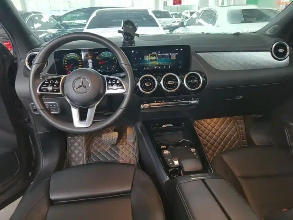 Mercedes-Benz GLA 2022 Facelift - GLA 200 — миниатюра 10