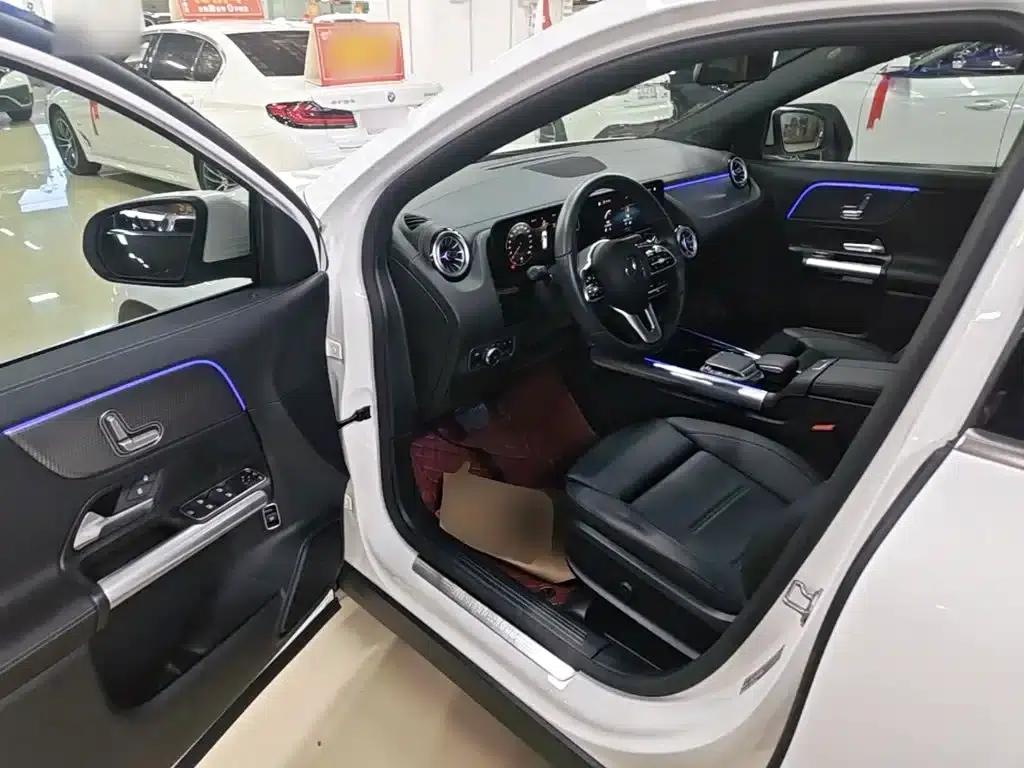 2020 Mercedes-Benz GLA 180 — миниатюра 16