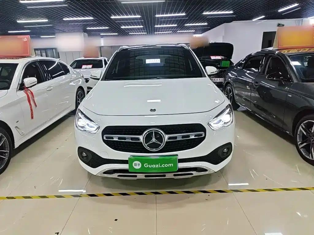 2020 Mercedes-Benz GLA 180 — миниатюра 3