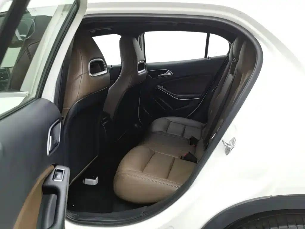 Imported Mercedes-Benz GLA 2015 GLA 260 4MATIC — миниатюра 15