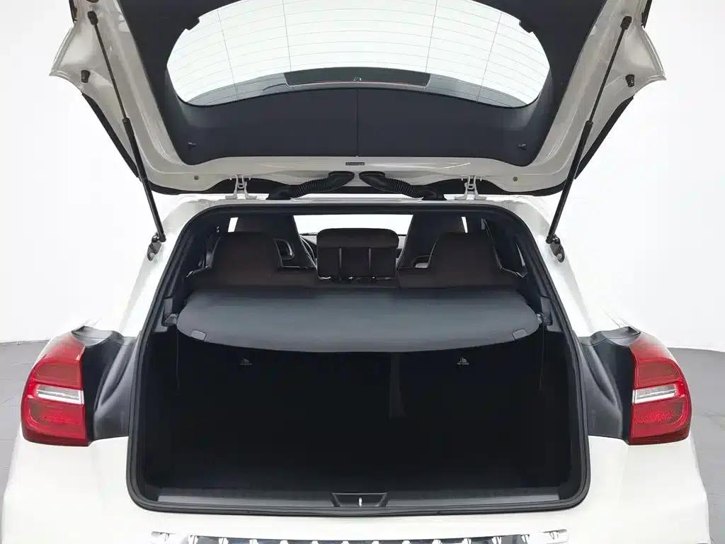 Imported Mercedes-Benz GLA 2015 GLA 260 4MATIC — миниатюра 16