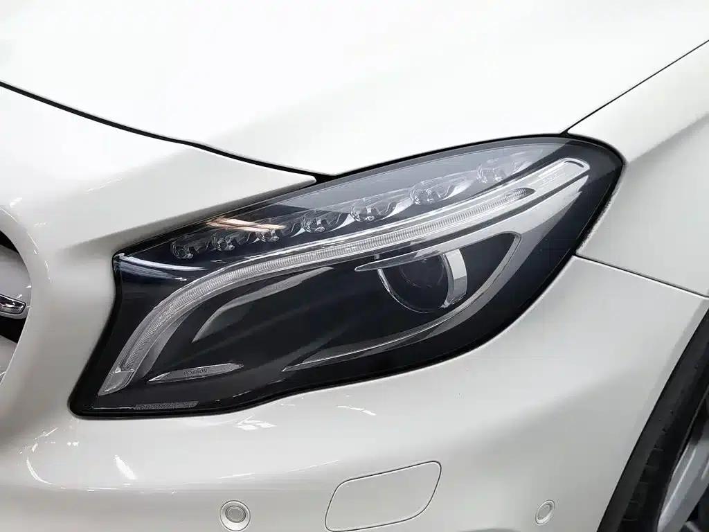 Imported Mercedes-Benz GLA 2015 GLA 260 4MATIC — миниатюра 7