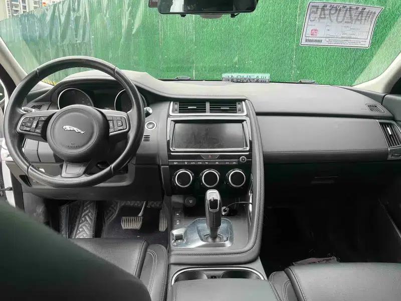 Jaguar E-PACE 2018 P200 First Edition Limited Edition (China VI Emission Standard) — миниатюра 8
