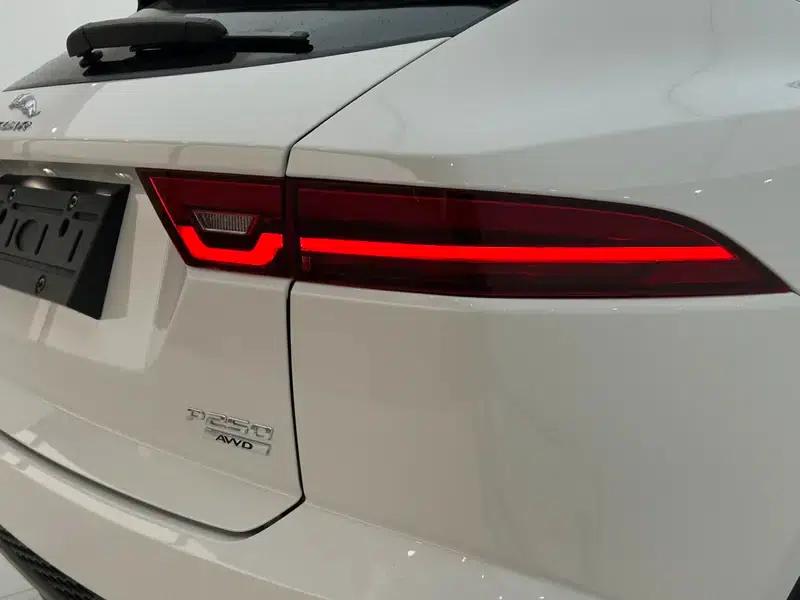 Jaguar E-PACE 2018 P200 First Edition Limited Edition (China VI Emission Standard) — миниатюра 16