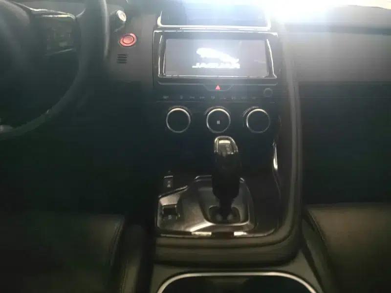 2018 Jaguar E-PACE P250 HSE — миниатюра 12